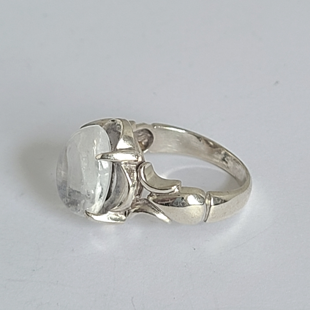 Vintage Victorian Boho Clear Quartz Cabochon Sterling Silver Cocktail Ring - Picture 5 of 13